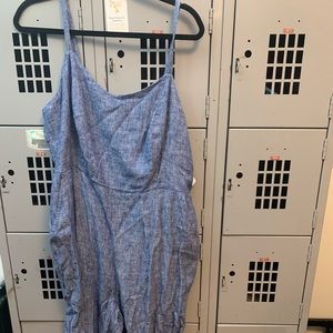 Old Navy Jumpsuit new with tags, never worn.